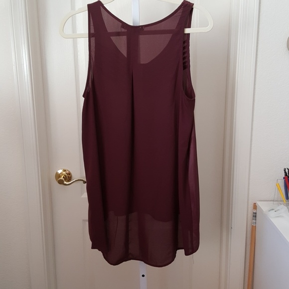 Maroon lightweight sleeveless top - Picture 3 of 4